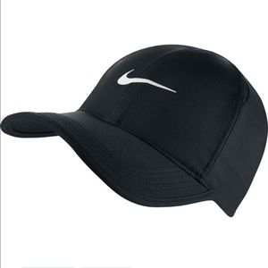 Nike Featherlight Dri-Fit Hat